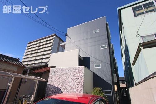 Classe上流102の外観