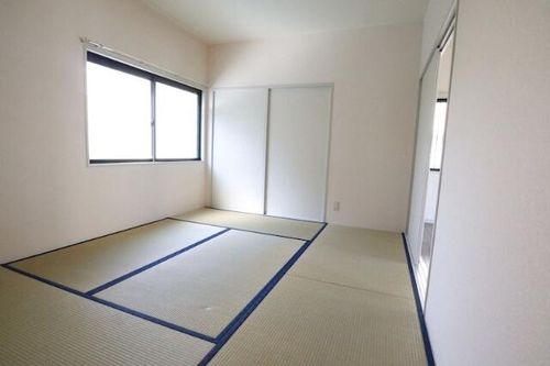 フレグランス谷御所の内装