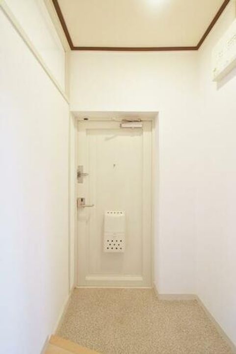 UR平城第一0230502の玄関