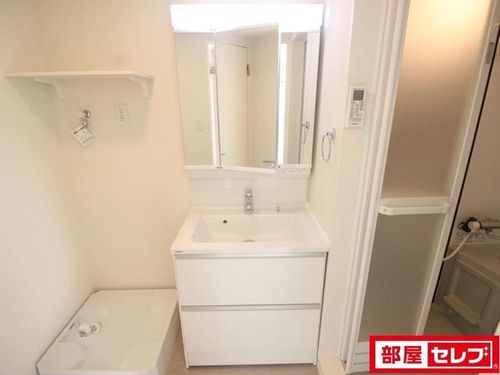 Apelila名駅南の内装