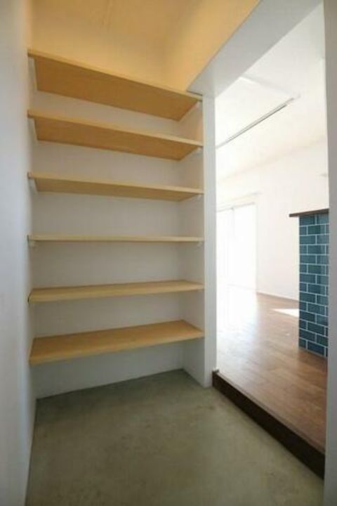 REGIS南丘の玄関