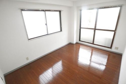 スマ扇コーポの居間