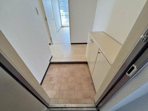 シャトー高見の里の玄関