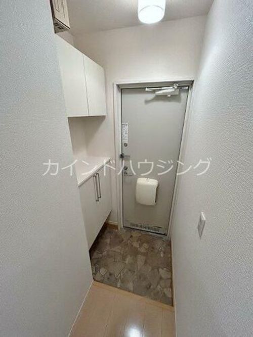 プラム パディー A・B棟の玄関
