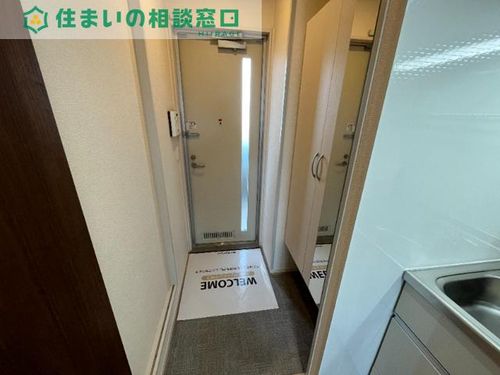 愛知県岡崎市井内町字下堤(アパート)の賃貸物件の玄関