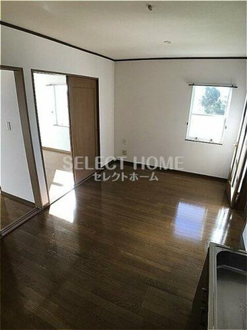 クレセール・カマタA205の居間