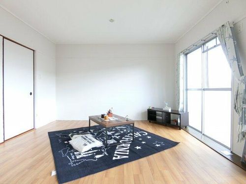 ヴィラナリー狭山7号棟の内装