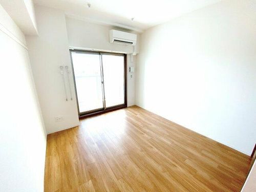 プレサンスNEO長堂アウローラの居間