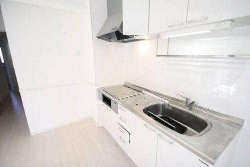 アージュドール102のキッチン