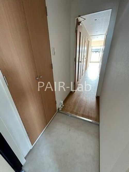 キャッスルコート田寺東の玄関