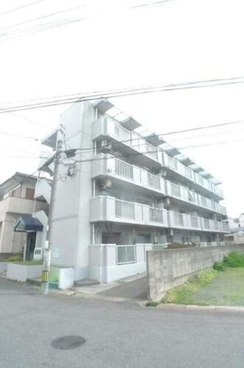 シャトレ穴生Ⅱの外観