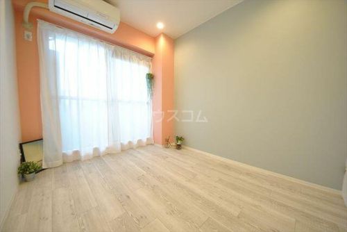 神崎プラザの居間