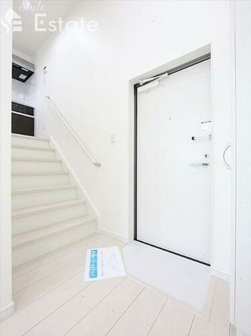 Breeze Residence Moriyama101の玄関