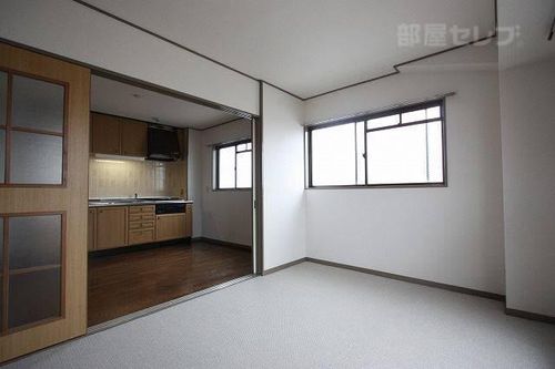 名西ハイツ402の内装