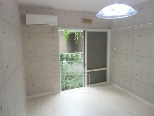 ウィンヒル上郡2の居間