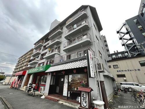 長田ハイツの外観