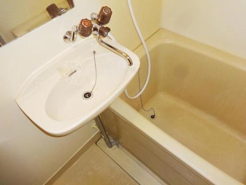 パラッツォフォルトゥーナの風呂