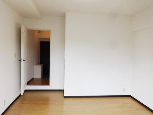 パラッツォフォルトゥーナの内装