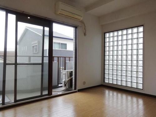 パラッツォフォルトゥーナの内装