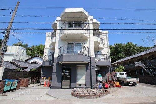 アメージングエステートの外観