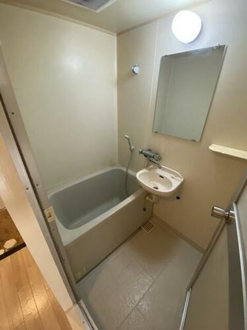 ジュネス高槻601の内装