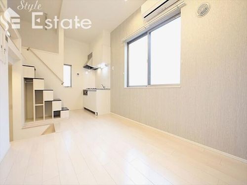 愛知県名古屋市南区駈上2丁目(アパート)の賃貸物件の居間