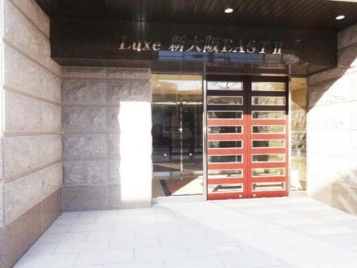Luxe新大阪EASTⅡの玄関