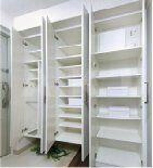 セイル江坂公園の内装