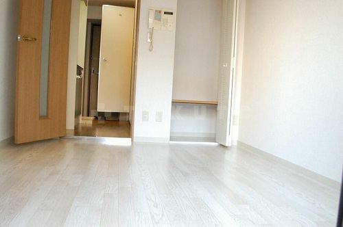 エスリード新大阪の居間