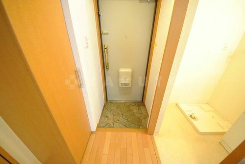 ピアチェーレ千里山の玄関