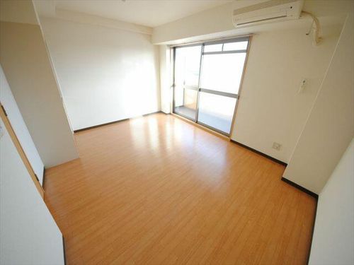 M’プラザ門真駅前の居間