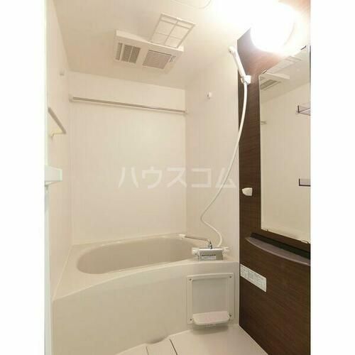 リブリ・岡町の風呂