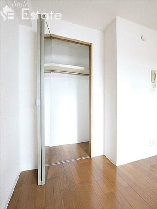 新栄サンハイツの内装