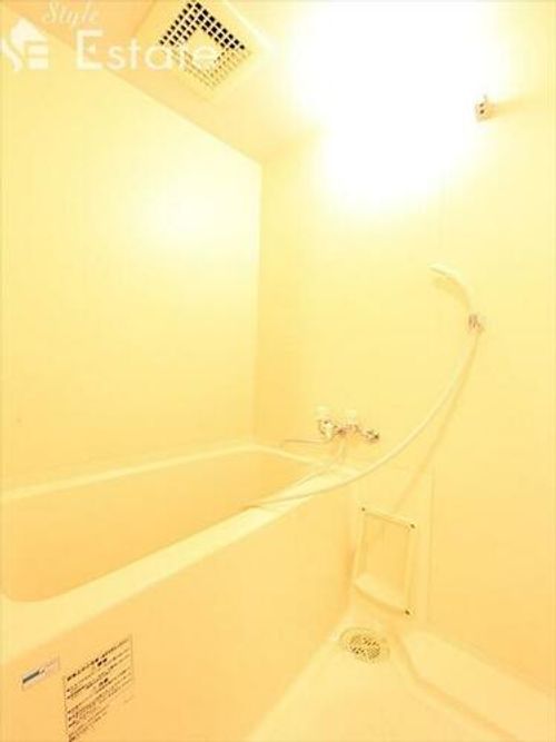 新栄サンハイツの風呂