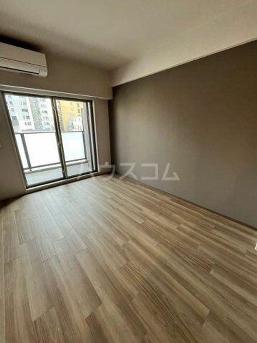 アーバネックス中崎町IIの居間