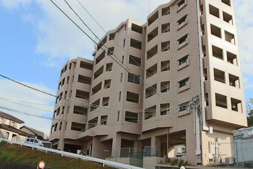 ひまわりハイツ日の出302の外観