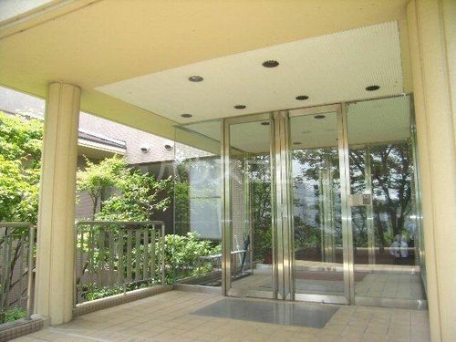 INOVE千里万博公園の玄関