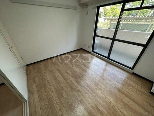 グリーンヒルIIの内装