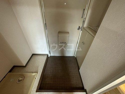 グリーンヒルII303の玄関