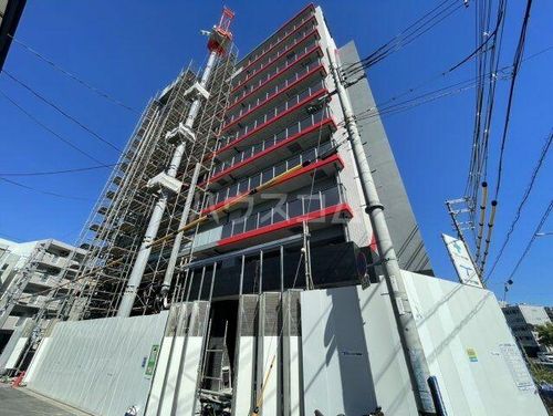 セレニテ江坂エクラの外観