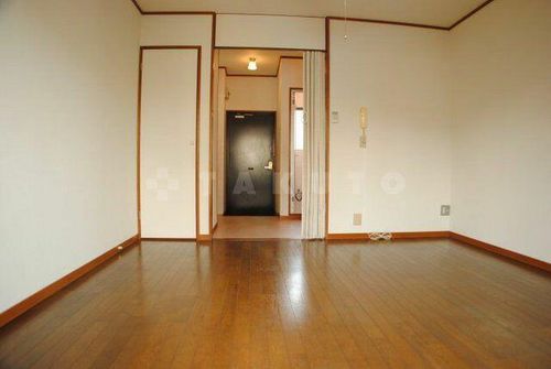 ハイツ松原の居間