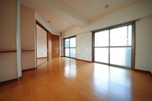 第2パレス東洋の居間