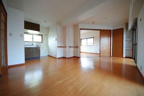 第2パレス東洋の居間