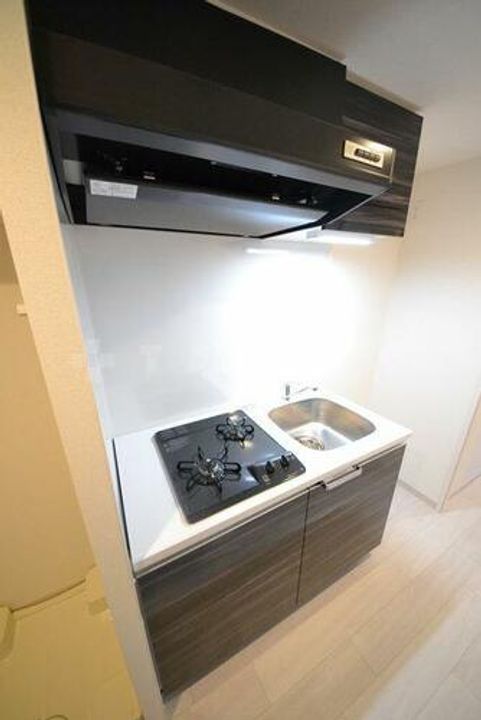 ファステート江坂ランウェイのキッチン