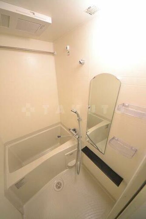 ファステート江坂ランウェイの風呂