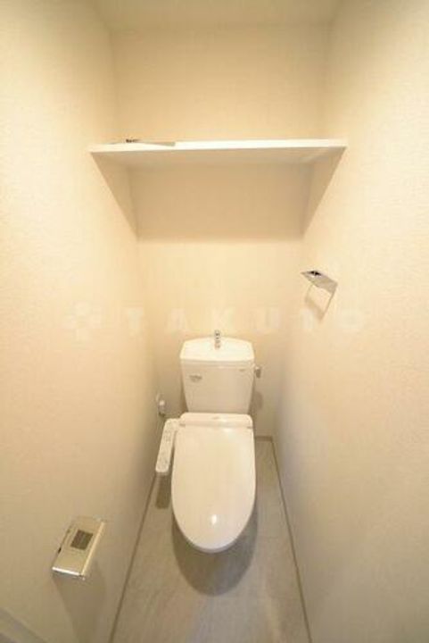 ファステート江坂ランウェイの内装