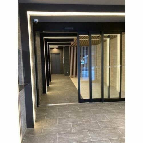 大阪府大阪市北区西天満4丁目(マンション)の賃貸物件の玄関