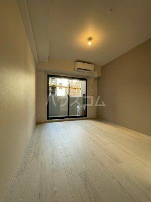 大阪府大阪市北区西天満4丁目(マンション)の賃貸物件の居間