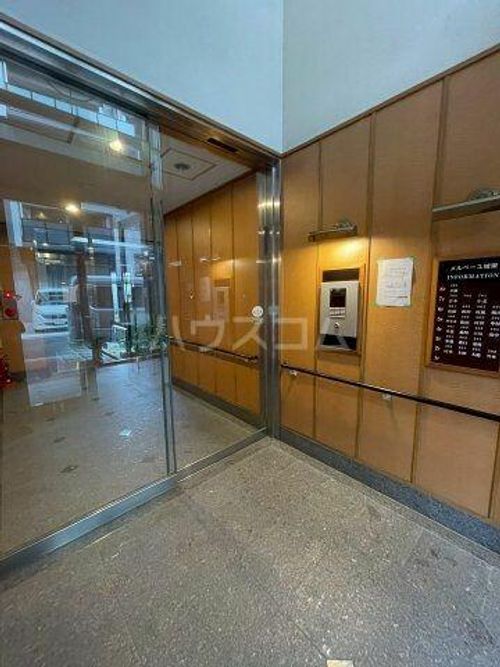 大阪府大阪市城東区今福西1丁目(マンション)の賃貸物件の玄関