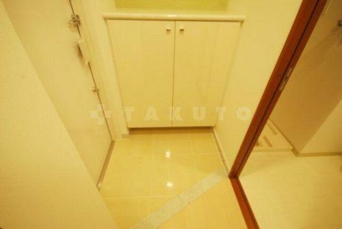 大阪府大阪市西区南堀江2丁目(マンション)の賃貸物件の玄関